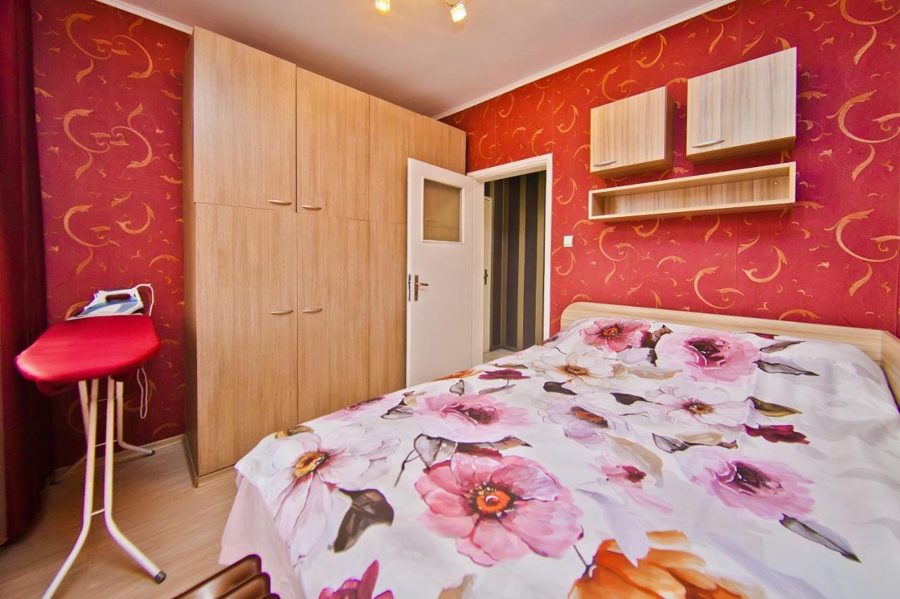 Perla 2-Bdrm In The Heart Of The City Varna Exteriér fotografie