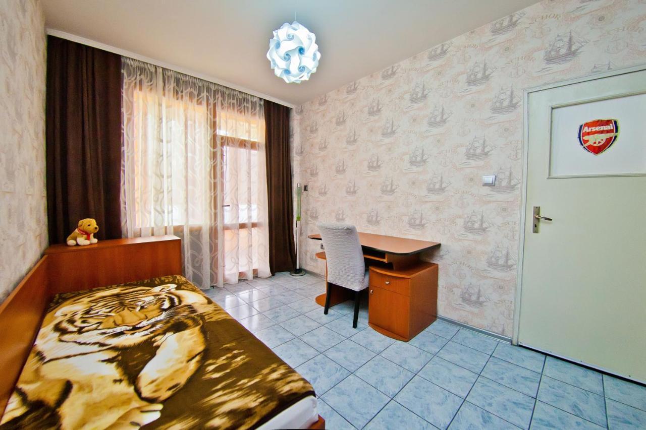 Perla 2-Bdrm In The Heart Of The City Varna Exteriér fotografie