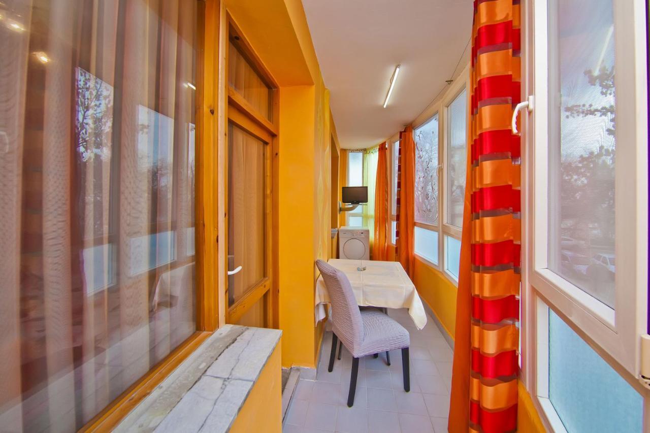 Perla 2-Bdrm In The Heart Of The City Varna Exteriér fotografie
